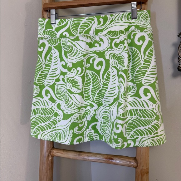 Title Nine Dream Skort Banana Leaf Lucky Green Skort, Size Small NWT - Picture 2 of 6